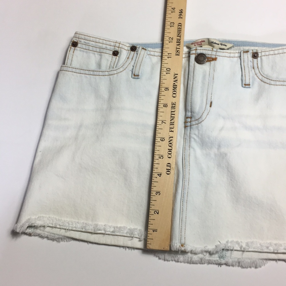 Vintage Coachella Abercrombie and Fitch mini Jean skirt size 2 mod retro - Picture 3 of 7